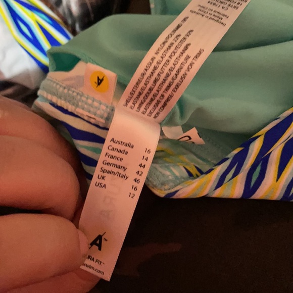 Azura Bikini top - Picture 3 of 3